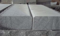 granite_stone_block_paving_grey_kerbs_curbstone_flamed_sawn_cut